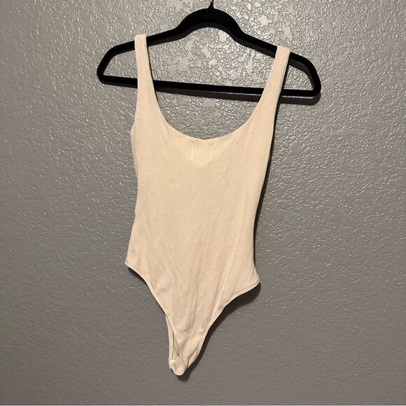 Princess Polly cream corset style bodysuit - Picture 6 of 8